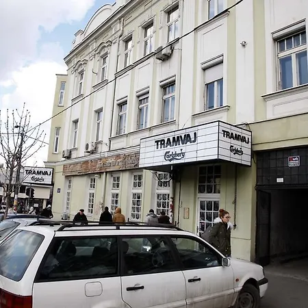Tramvaj *